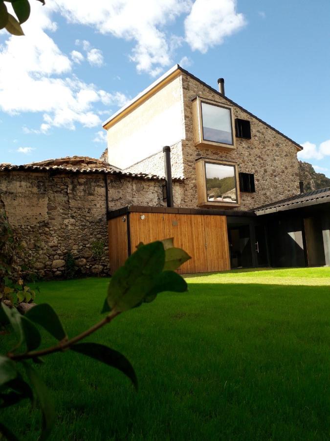 Hotel En El Pont de Suert Exterior photo